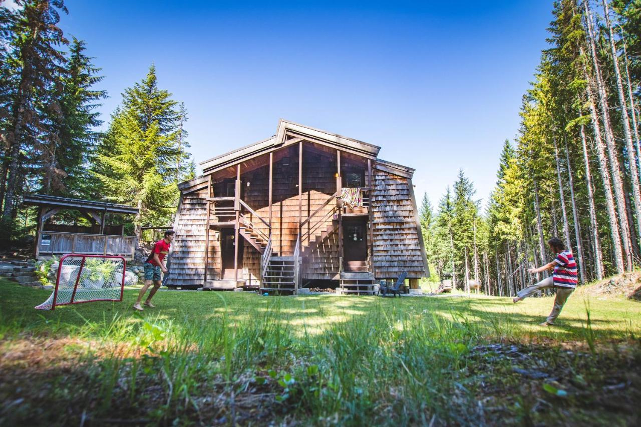 Ubc Whistler Lodge Exterior photo