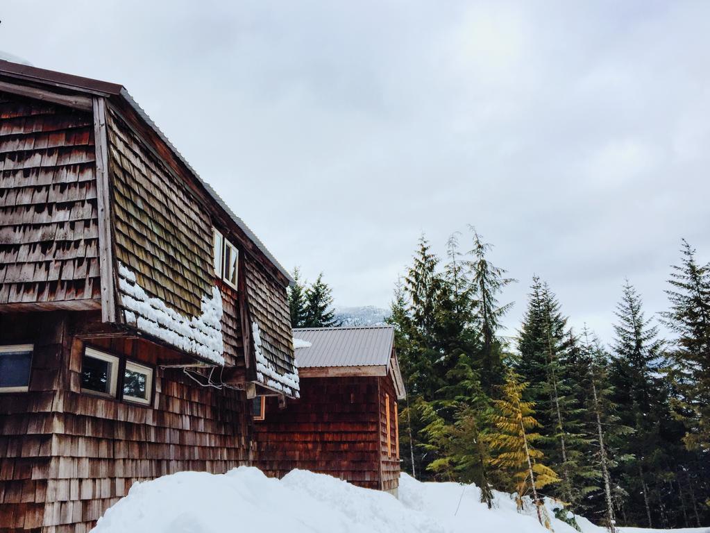Ubc Whistler Lodge Exterior photo