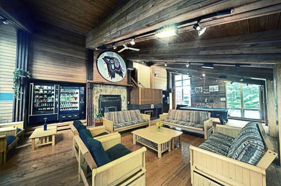 Ubc Whistler Lodge Exterior photo